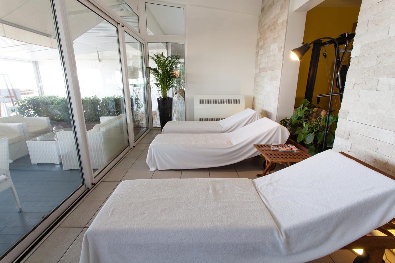 Hotel Villa Sorriso Lido di Jesolo Ngoại thất bức ảnh